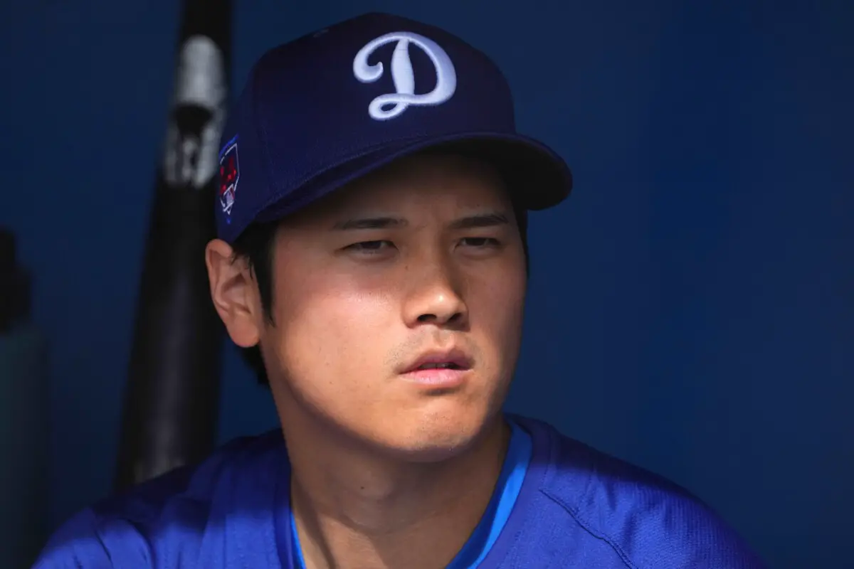 Shohei Ohtani Looks To Be Practicing His Pitching Motion For Dodgers ...