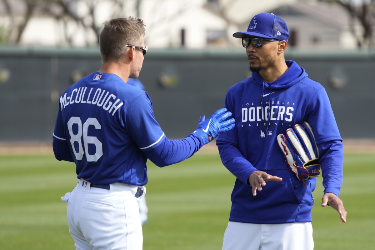 How the Dodgers’ Outfielders Use Positioning Cards Reveals Less Than Total Reliance on Analytics