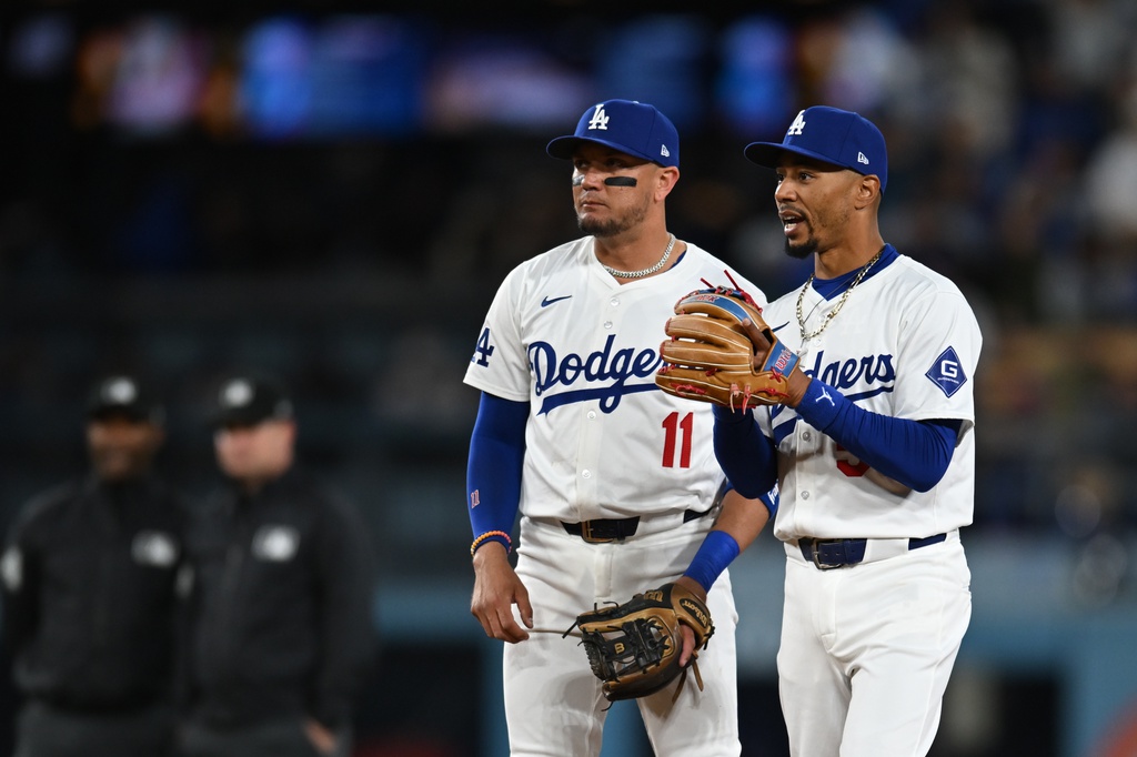 Dodgers Veteran Has Never Seen a Player More Dedicated Than Mookie Betts to Getting Better