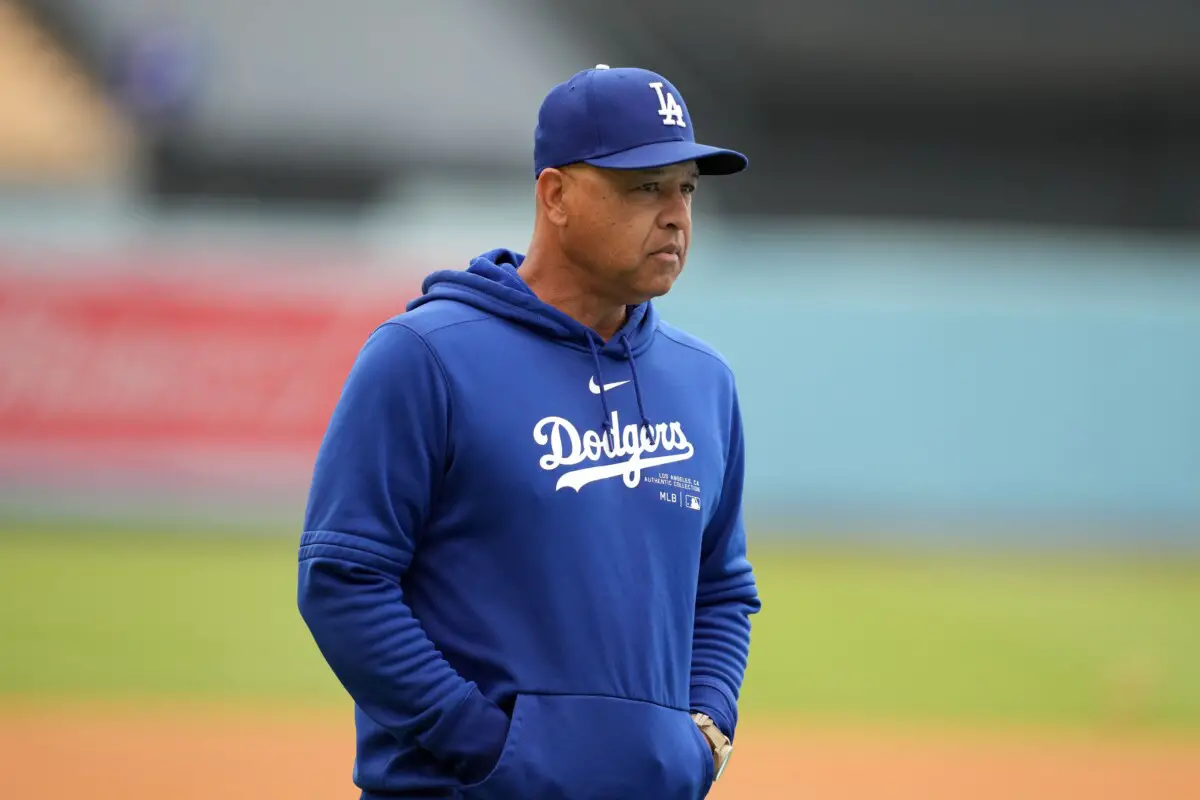 Dave Roberts on Dodgers’ Struggling Hitters: ‘I’m Gonna Keep Running Them Out There’