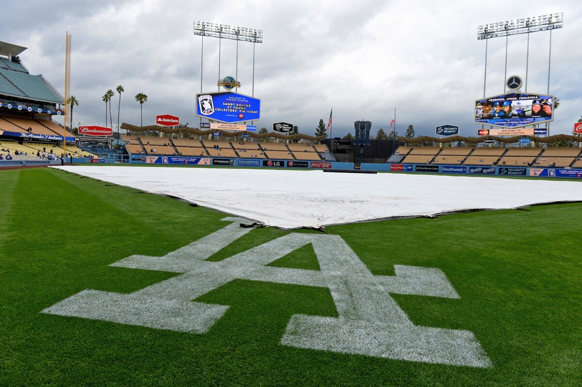 Dodgers-Padres Sunday Night Baseball Game Will Be Delayed Due to Weather