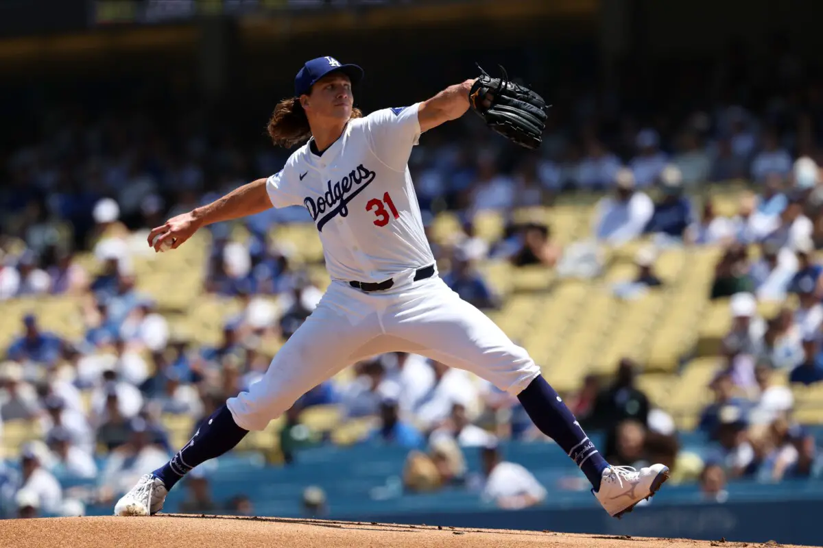 Dodgers pitcher clears out his locker between games in Atlanta