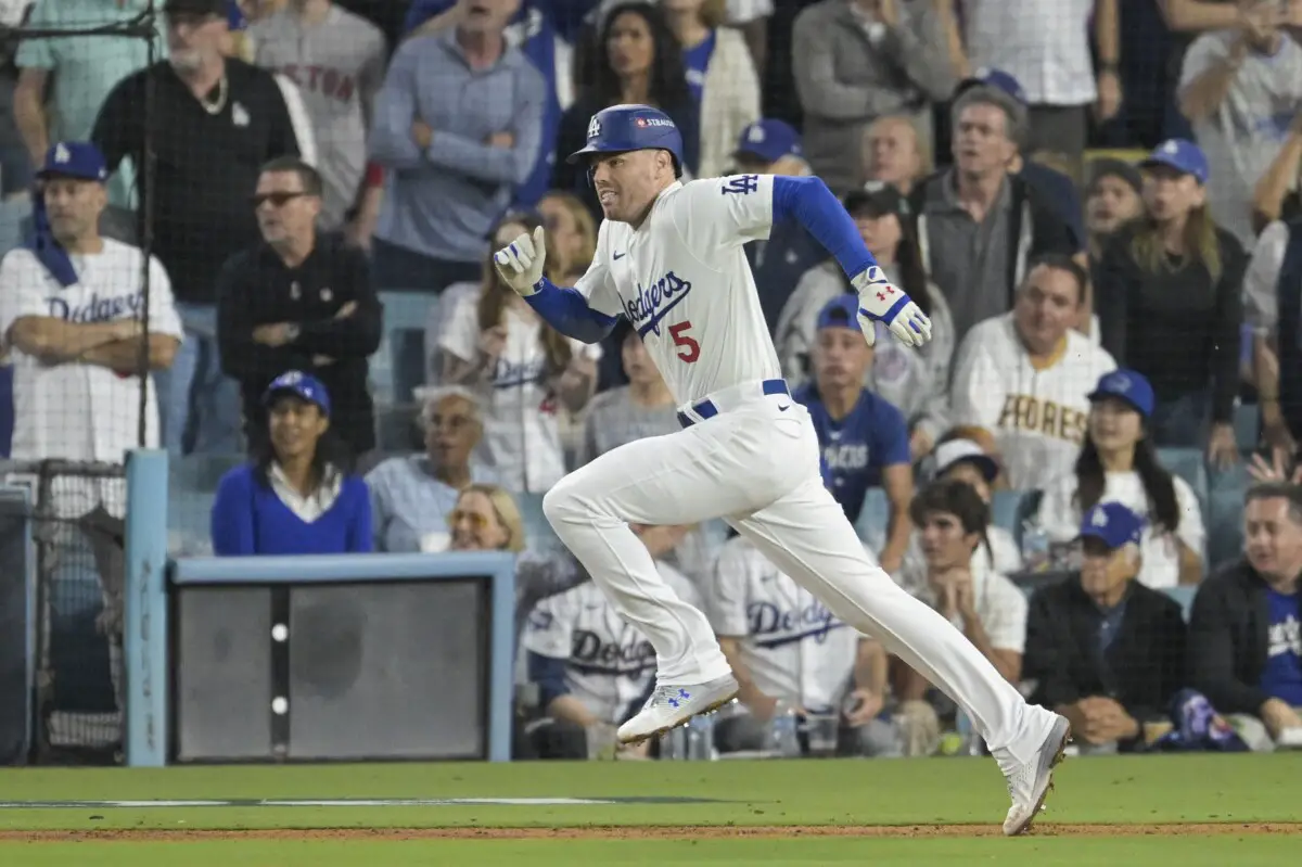 Freddie Freeman Exits Dodgers vs Padres Game 2 Early Due to Injury