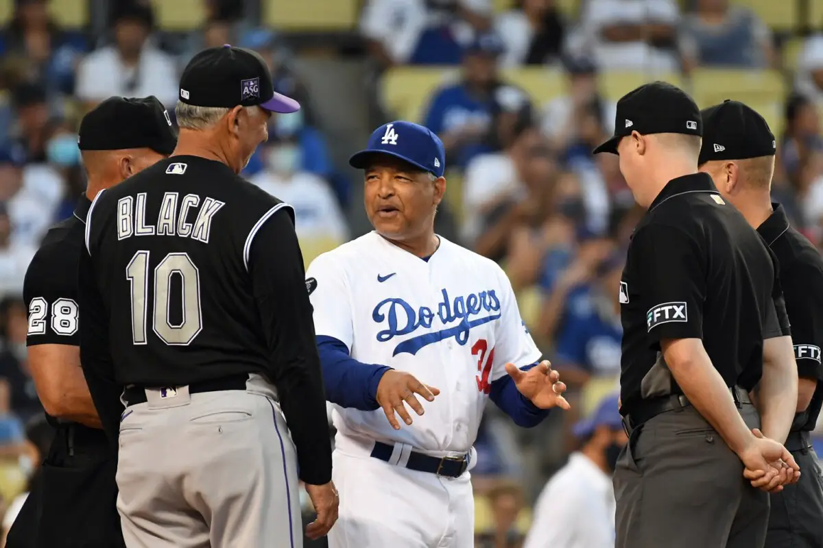 Dodgers Sign Former Rockies Pitcher in Free Agency