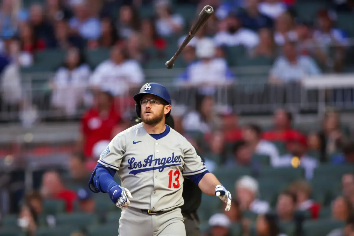Dodgers Notes: Teoscar Hernandez Injury, Former LA All-Star Retires, Max Muncy Future Discussed