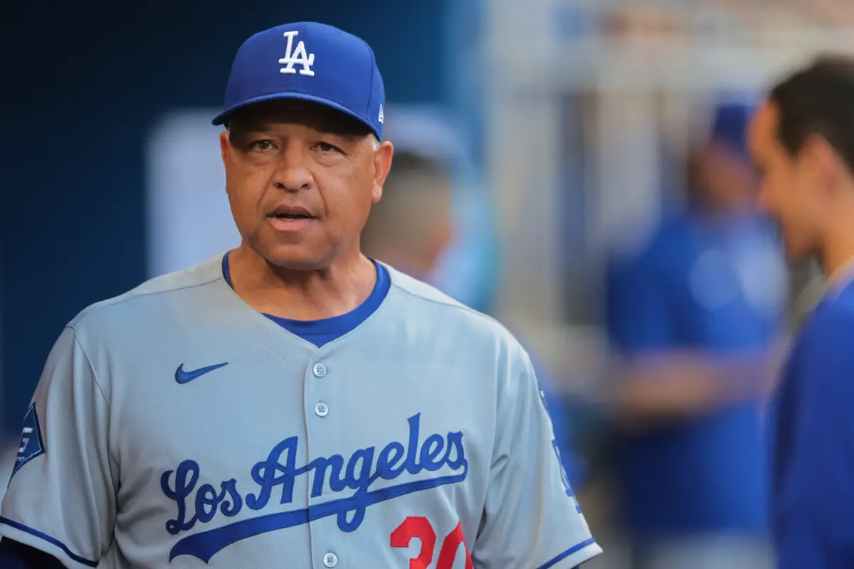 Dave Roberts Doesn’t Expect Dodgers to Run Away With NL West This Year