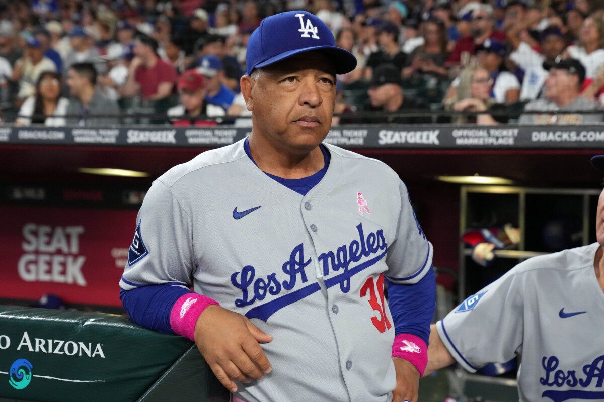 Dodgers’ Dave Roberts Disagrees With NL Rival’s Decision to Fire Manager