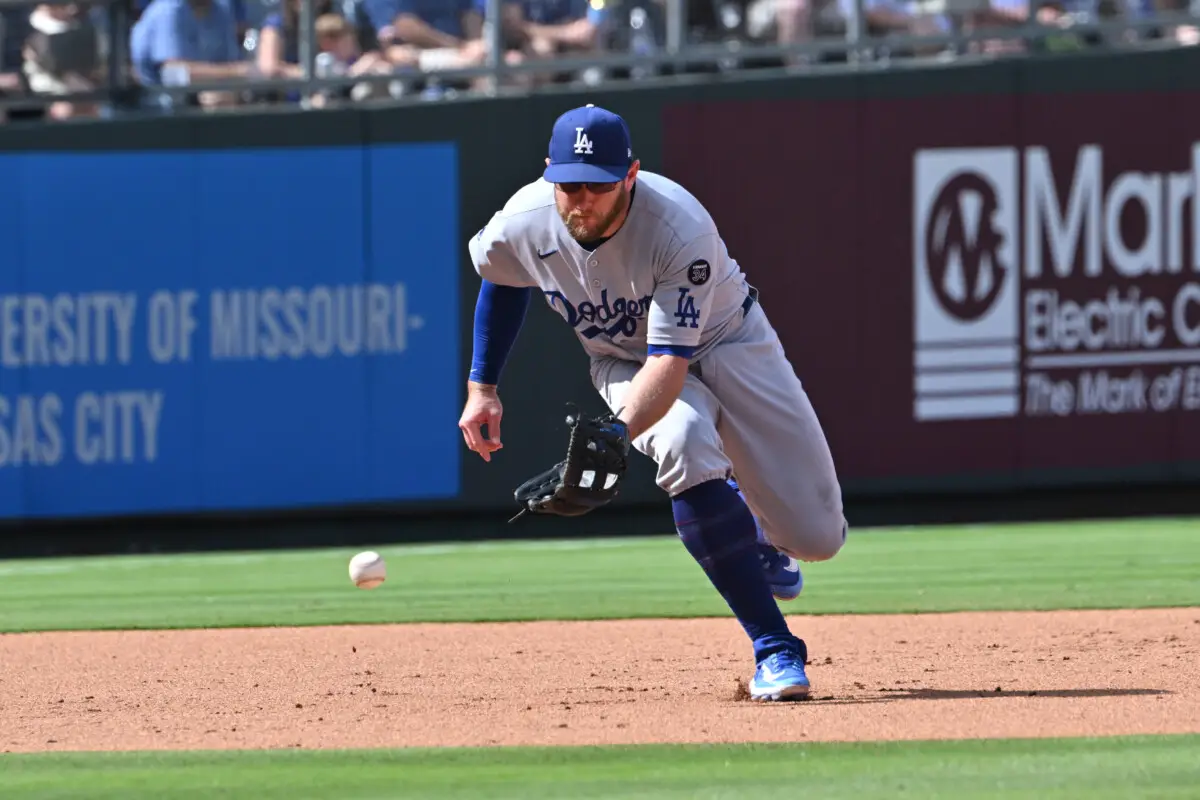 How Will Dodgers Replace Max Muncy at Third Base? Dave Roberts Answers