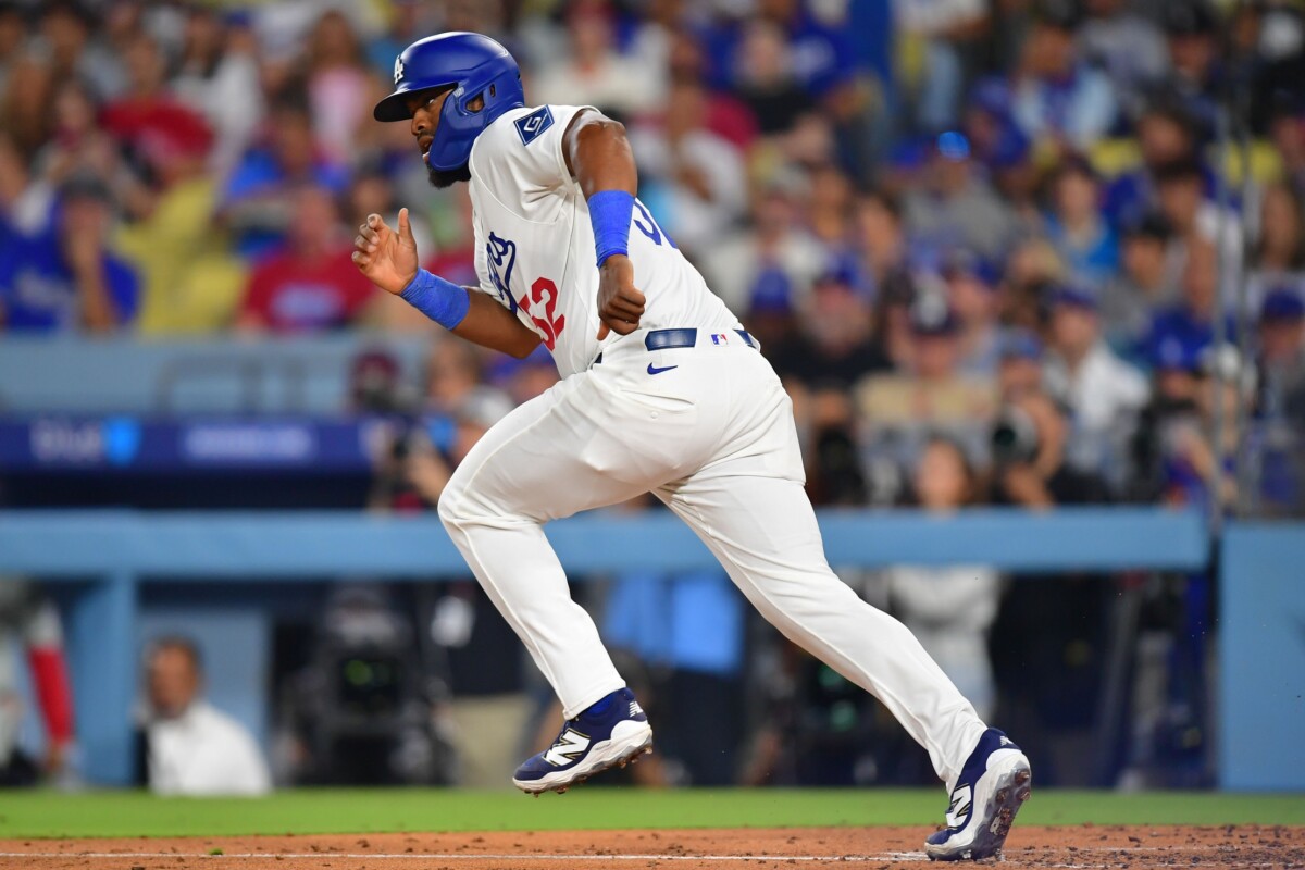 Dodgers Lose Catcher to National League Rival