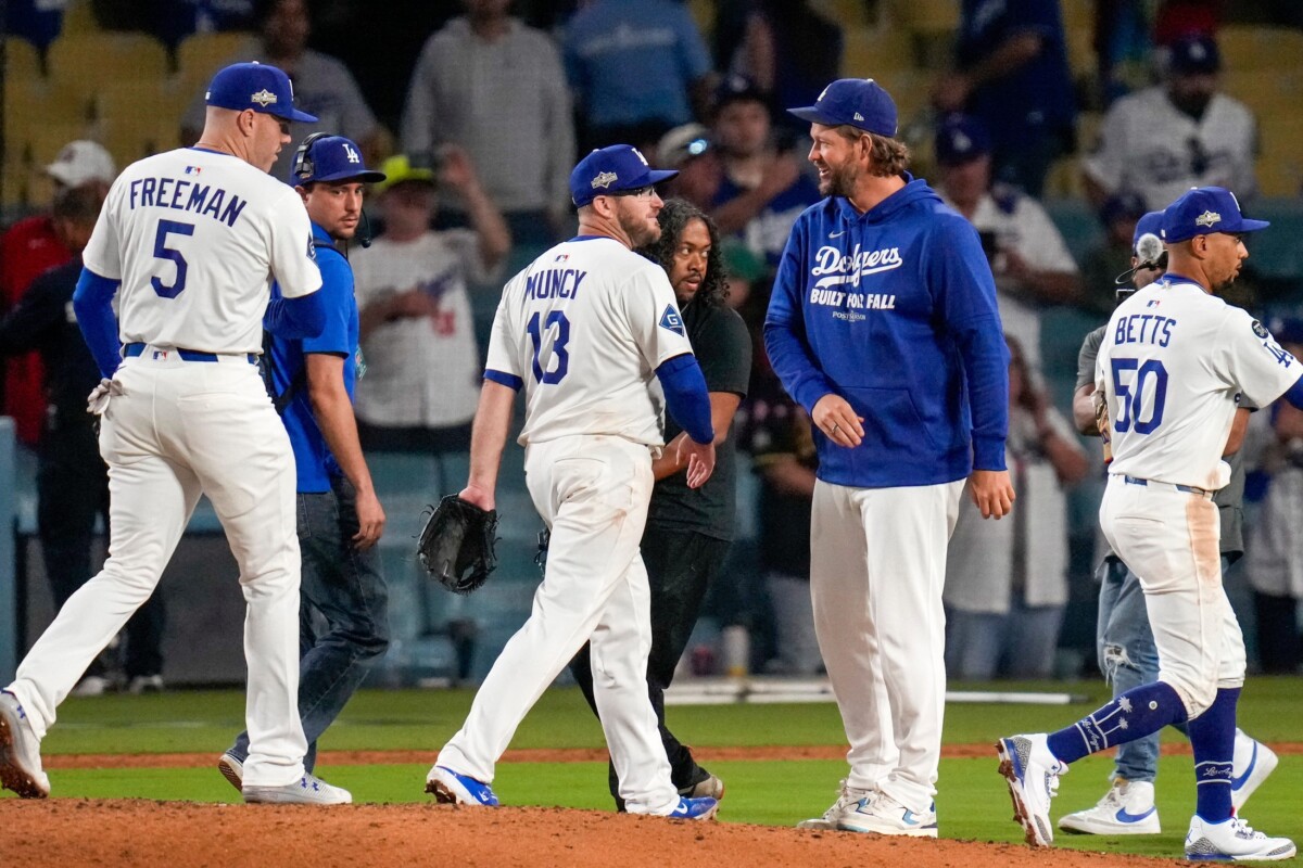 Dodgers Celebrate Wild Card Sweep Over Reds: All The Best Highlights