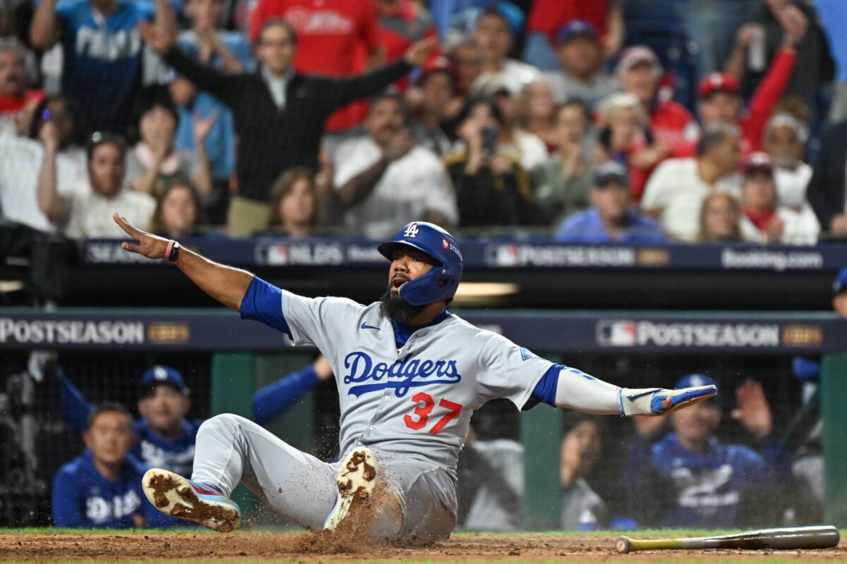 Dodgers Escape Phillies in NLDS Game 2, Take Commanding 2-0 Series Lead