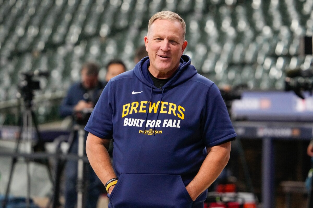 Brewers Make Last-Minute Pitching Change Ahead of NLCS Game 3 vs Dodgers