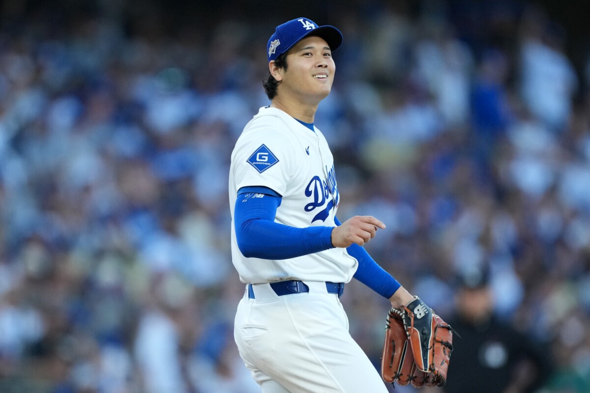 Dodgers’ Shohei Ohtani Makes MLB History in 1st Inning of NLCS Game 4