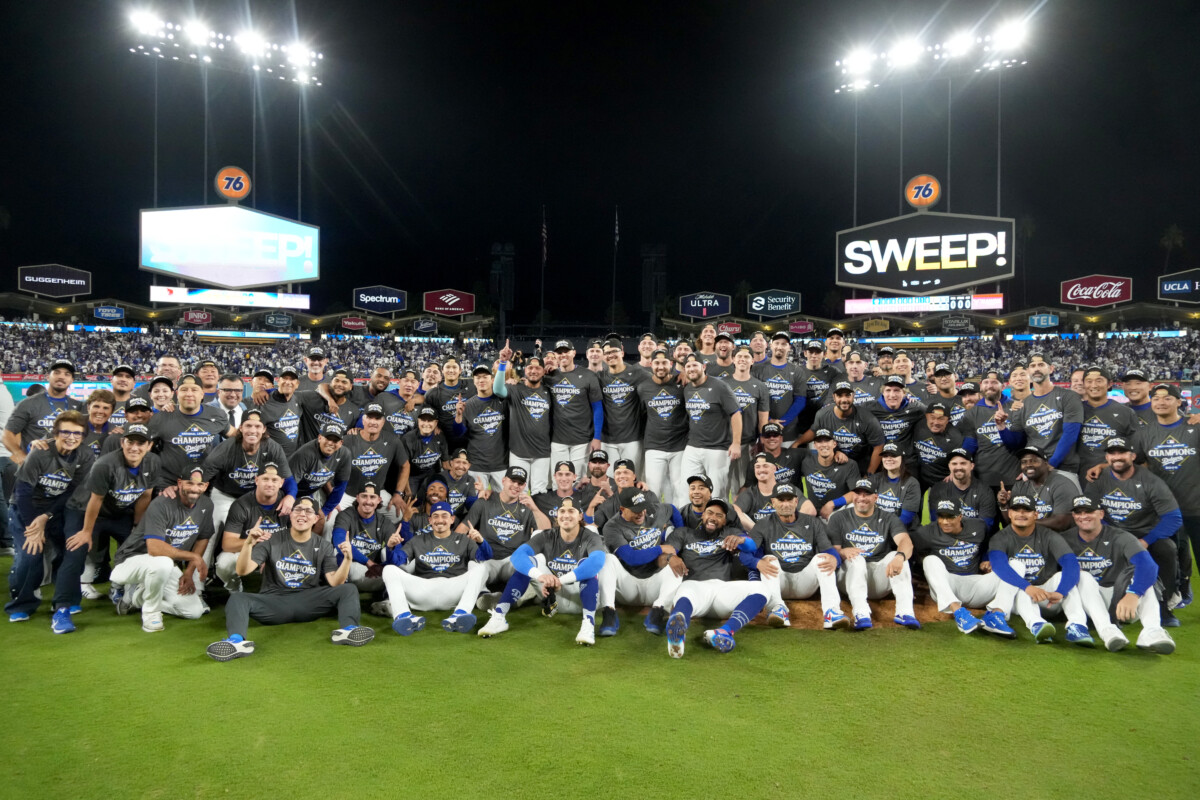 Dave Roberts, Freddie Freeman Talk Dodgers Potentially Becoming a Dynasty