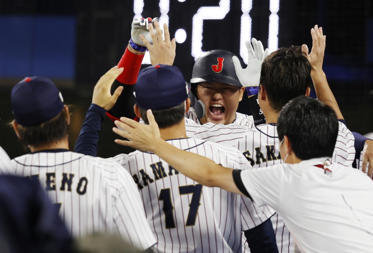 Mandatory Credit: Yukihito Taguchi-USA TODAY Sports