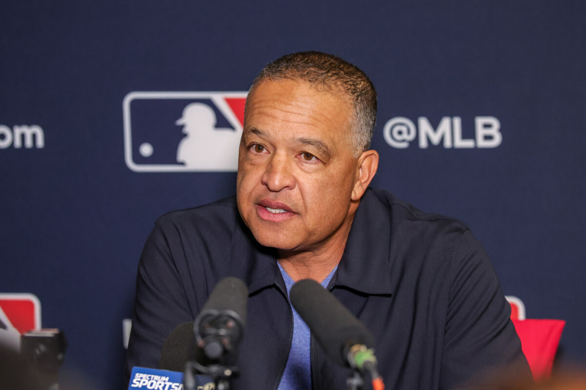 Los Angeles Dodgers manager Dave Roberts