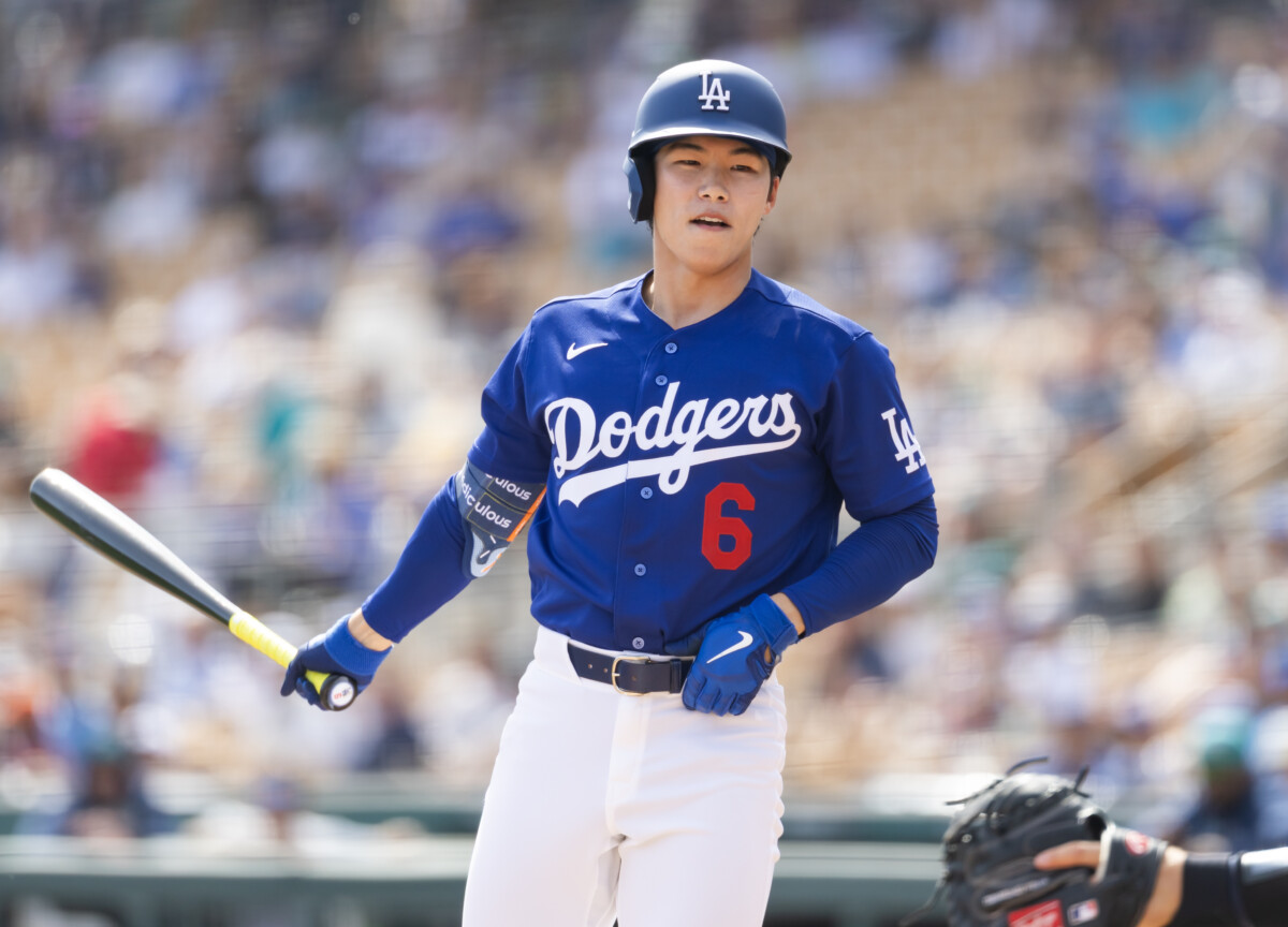 Los Angeles Dodgers infielder Hyeseong Kim against the Seattle Mariners during a spring training game at Camelback Ranch-Glendale.