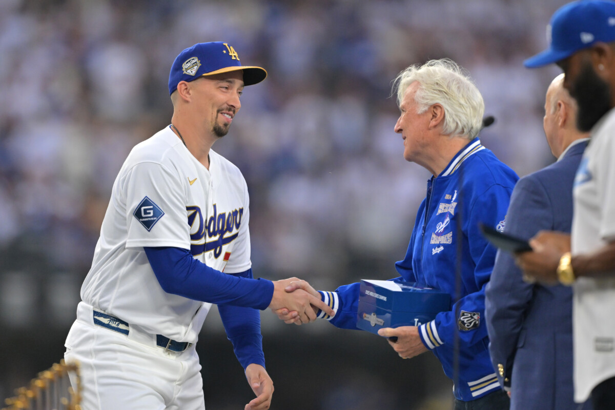 Mar 27, 2026; Los Angeles, California, USA; Los Angeles Dodgers pitcher Blake Snell (7) receives his ring during the World Series ring ceremony before the game against the Arizona Diamondbacks at Dodger Stadium. Mandatory Credit: Jayne Kamin-Oncea-Imagn Images