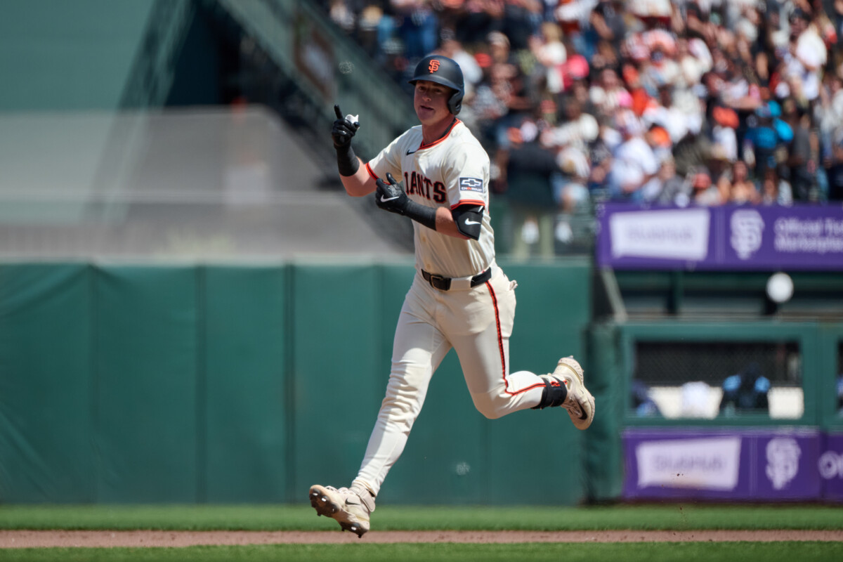 Aug 17, 2025; San Francisco, California, USA; San Francisco Giants second baseman Tyler Fitzgerald (49) runs the bases after hitting a one run home run against the Tampa Bay Rays during the seventh inning at Oracle Park. Mandatory Credit: Robert Edwards-Imagn Images