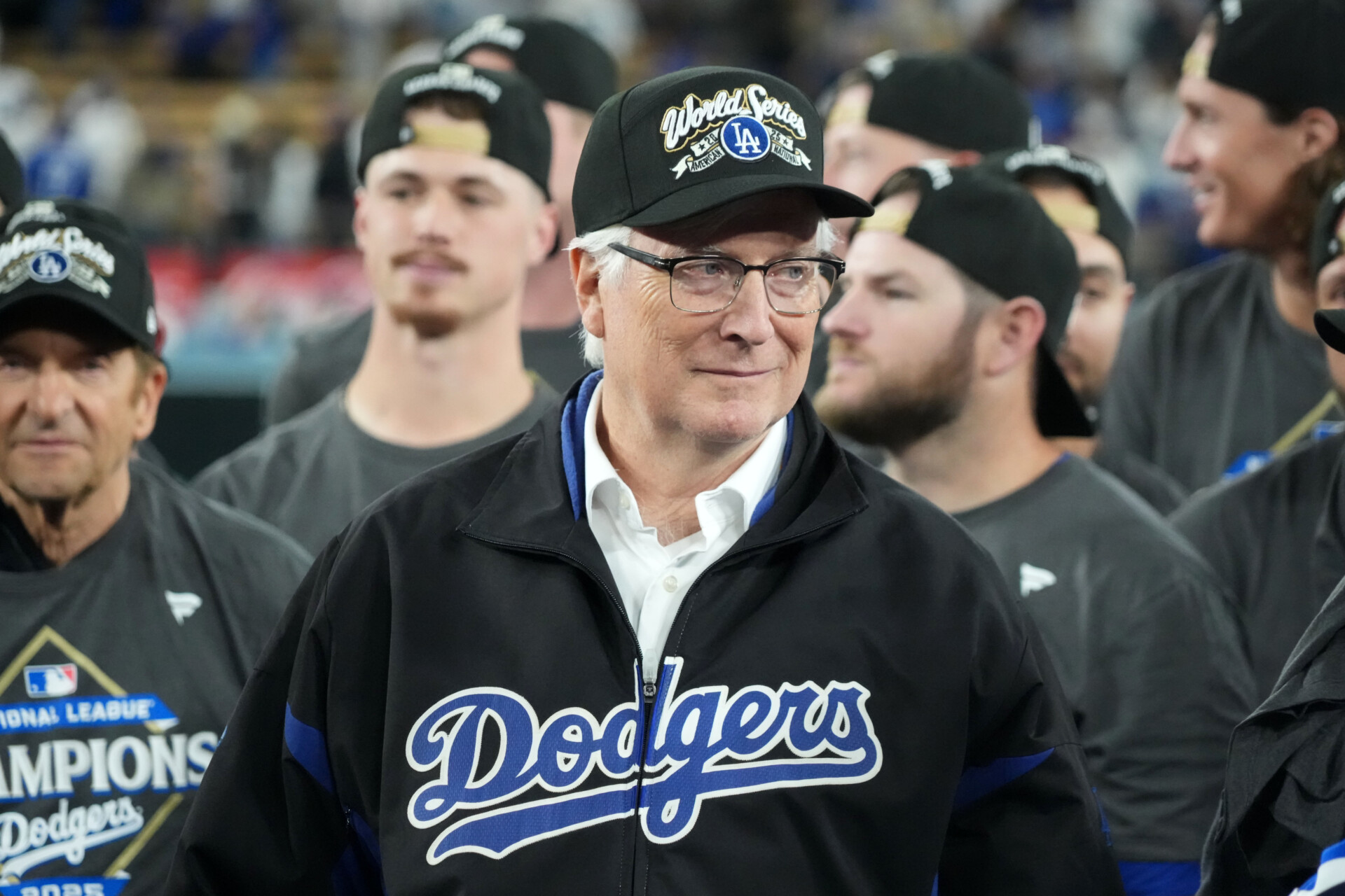 Mark Walter Definitively Answers if He’ll Sell the Dodgers
