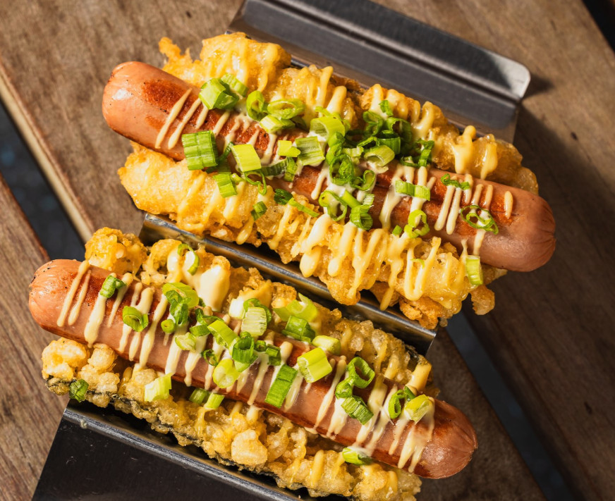 A hot dog styled like Spam musubi 