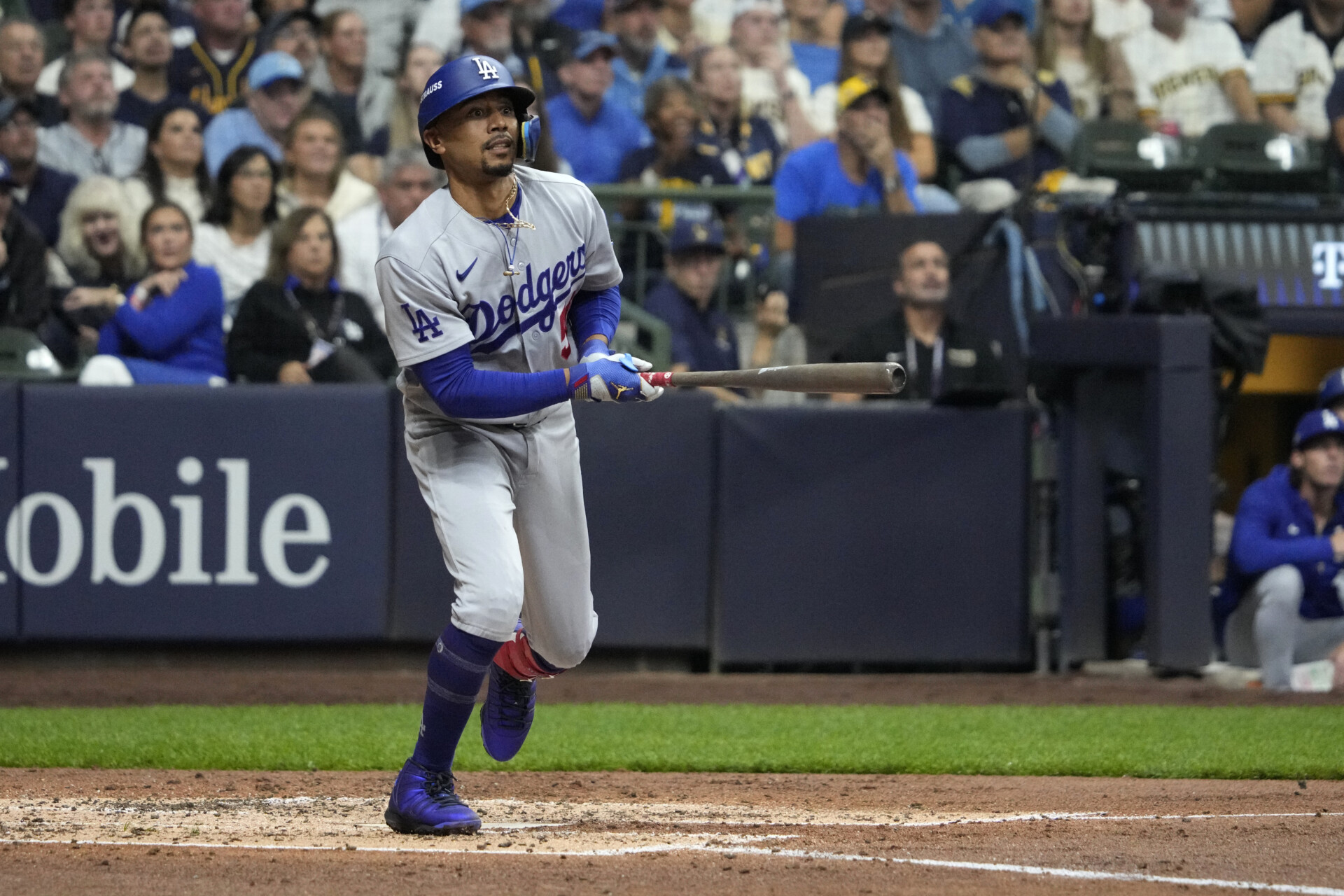 Dodgers Offense Squanders Golden Opportunities in NLCS Game 1 Loss